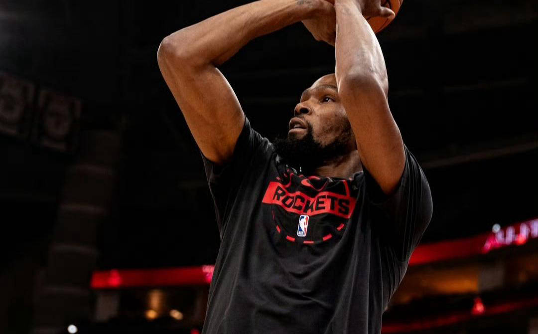 欧宝体育网址-离谱！风云突变新疆广汇清晨更衣室发声杜兰特新星回归赛场表现惊艳，西汉姆队长鼓劲备战法国杯 